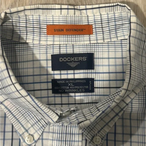 Dockers, vintage blue and white short sleeve button up. - Picture 3 of 4